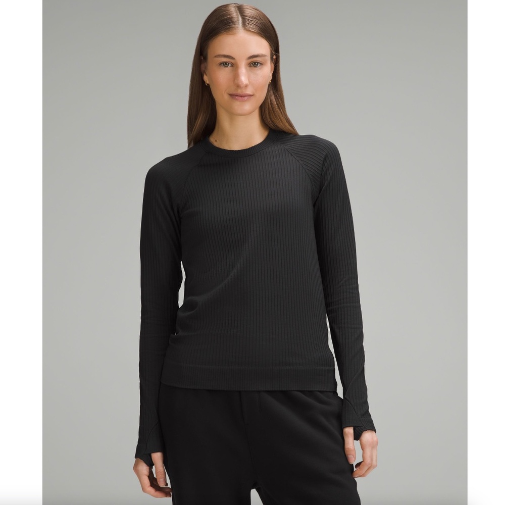 Lululemon Rest Less Pullover Long Sleeve in Rib Black / Black Size 8